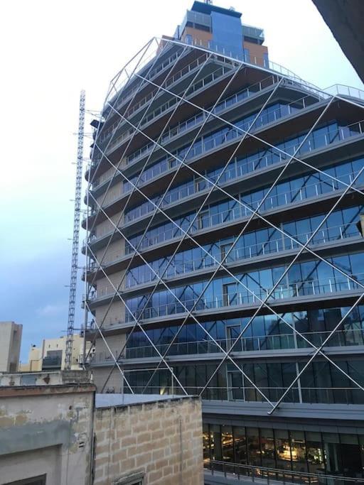 Modern Apt In The Heart Of Maltese Nightlife Saint Julian's 외부 사진